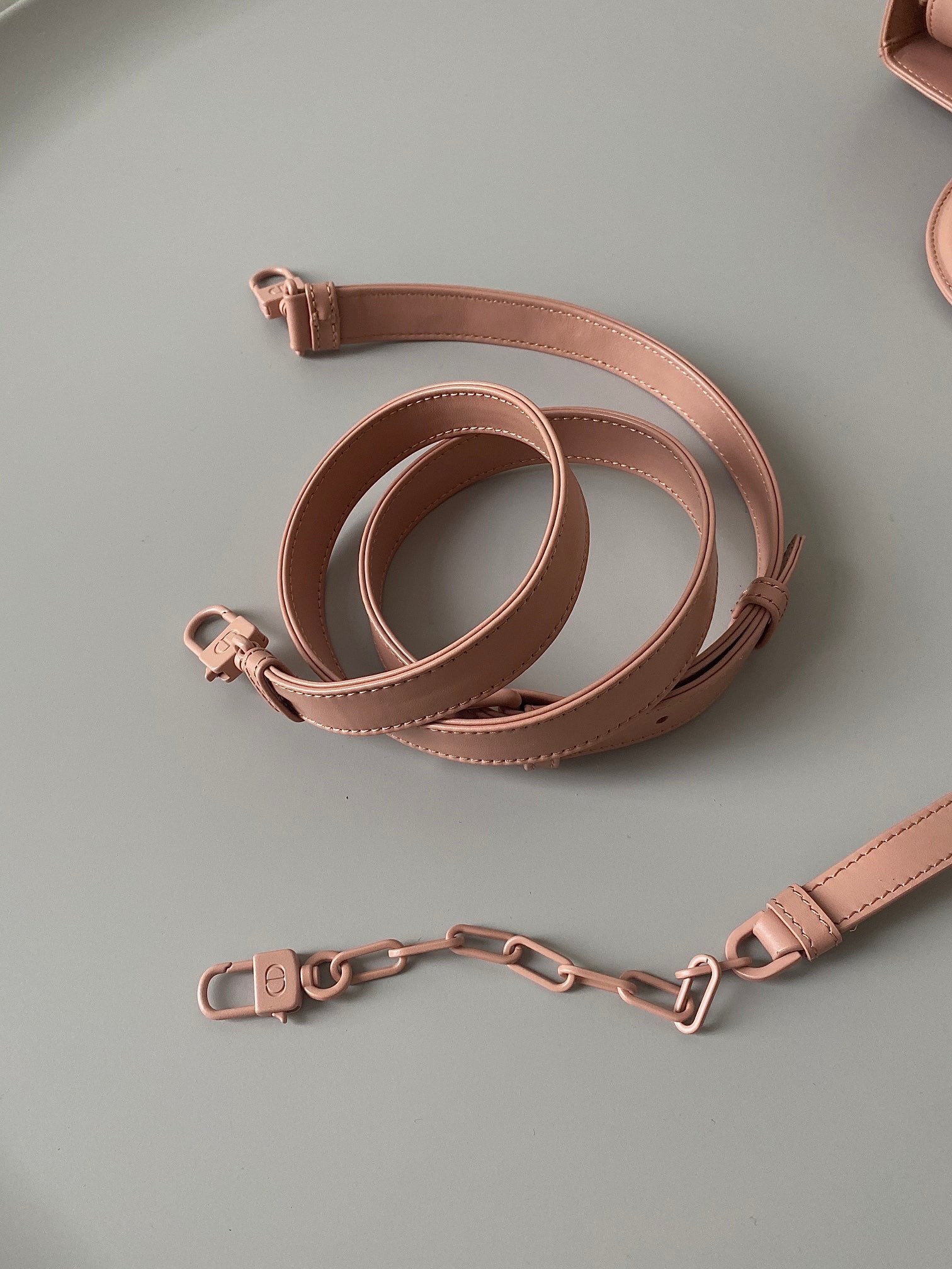 MITTLERE D-JOY TASCHE 26 IN DESSERT SAND KALBSLEDER