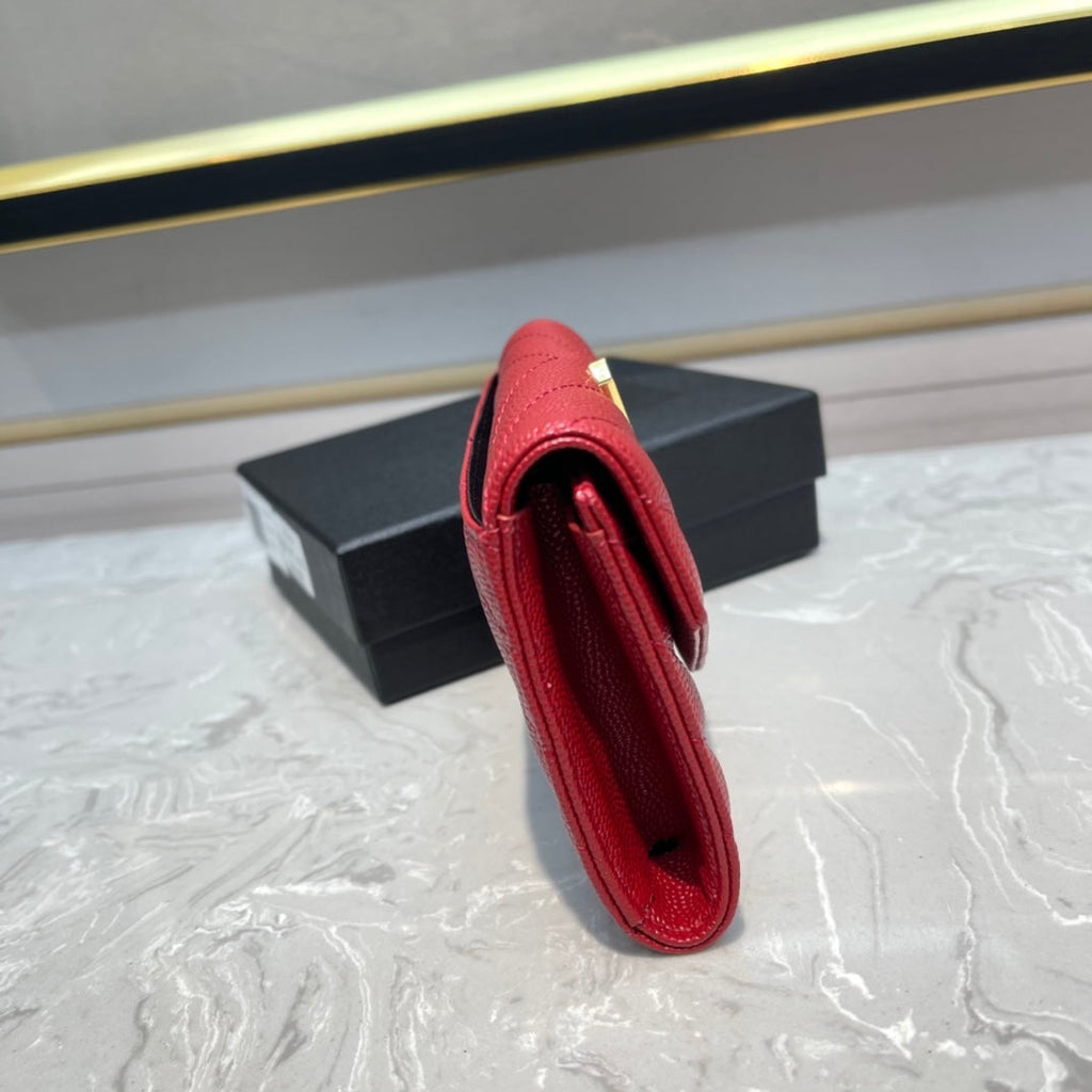 MONOGRAM 12 KARTENHALTER AUS KIRSCHROTEM KALBSLEDER