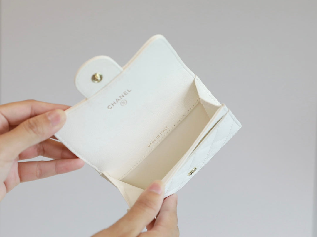 CC-Klappkartenetui 11,3 cm, weißes genarbtes Kalbsleder, Gold Icon