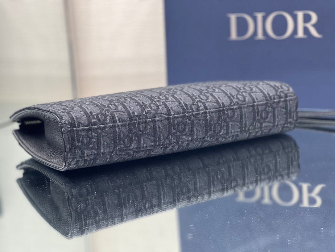 SADDLE 28 Tasche in Schwarz Obliqué Jacquard