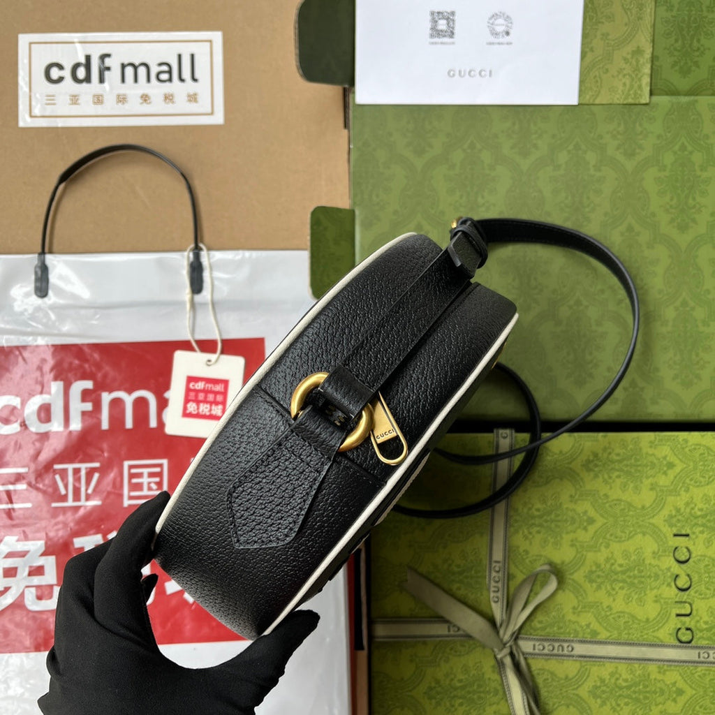 GGxADIDAS OPHIDIA SCHULTERTASCHE 22 IN SCHWARZ-WEISSEM KALBSLEDER