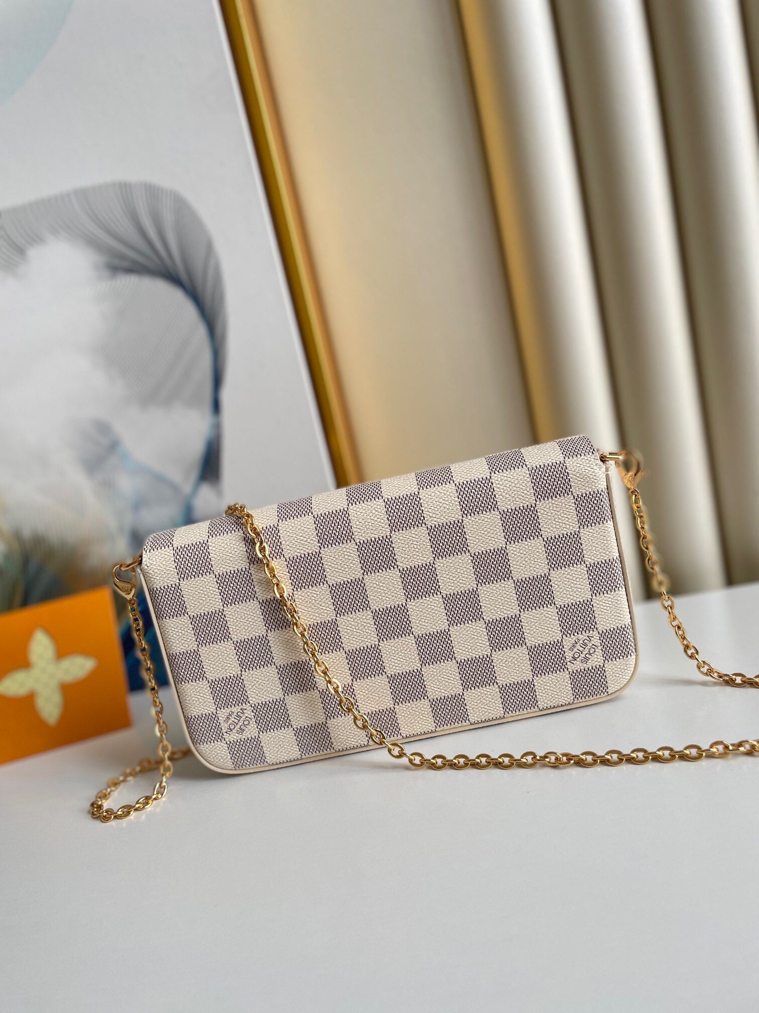 FÉLICIE POCHETTE 21 IN BLAU BEIGE DAMIER AZUR CANVAS GOLD HARDWARE