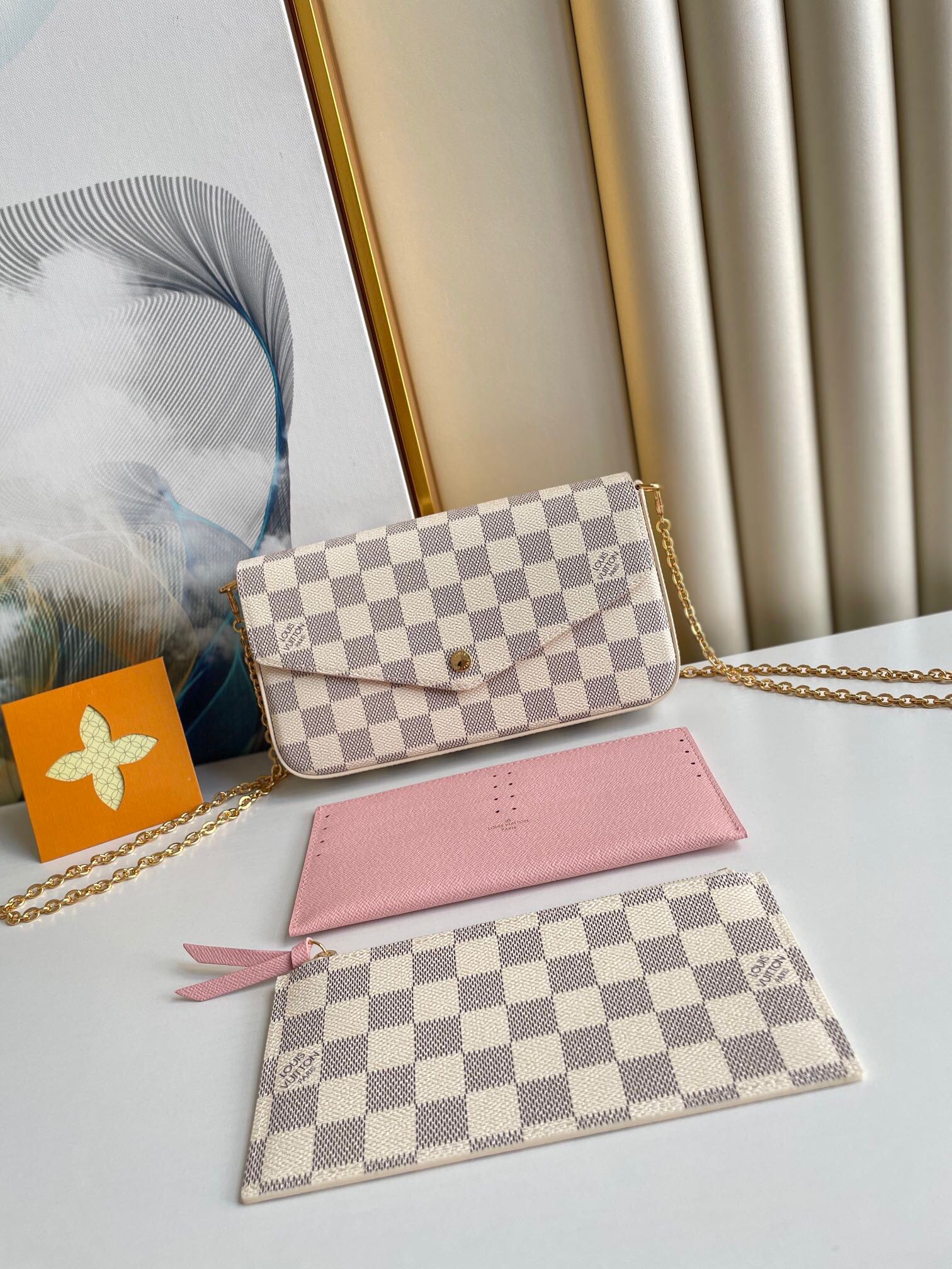 FÉLICIE POCHETTE 21 IN BLAU BEIGE DAMIER AZUR CANVAS GOLD HARDWARE