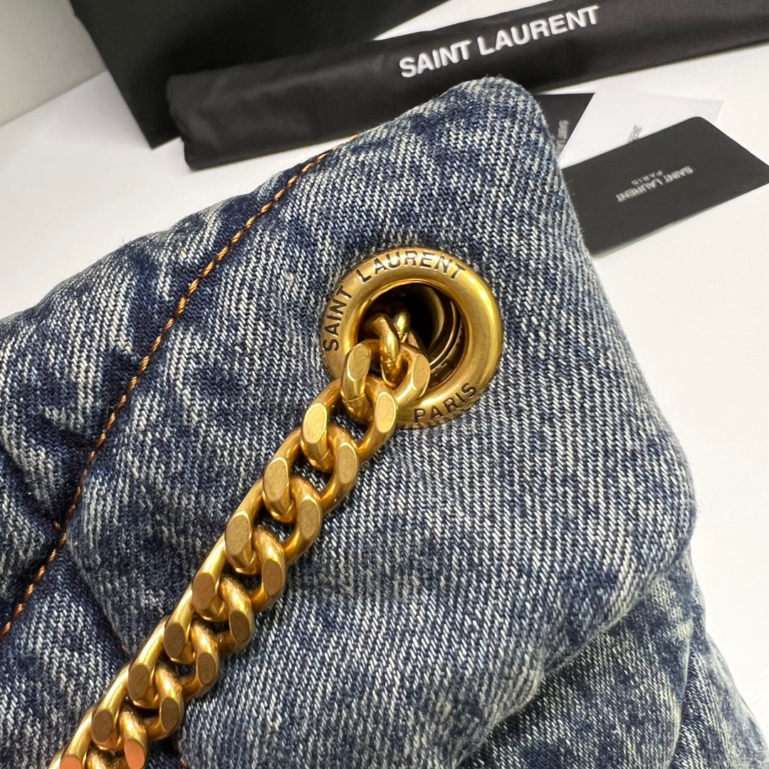 Daunentasche 29 in Blau-Verlauf-Denim mit goldenen Beschlägen