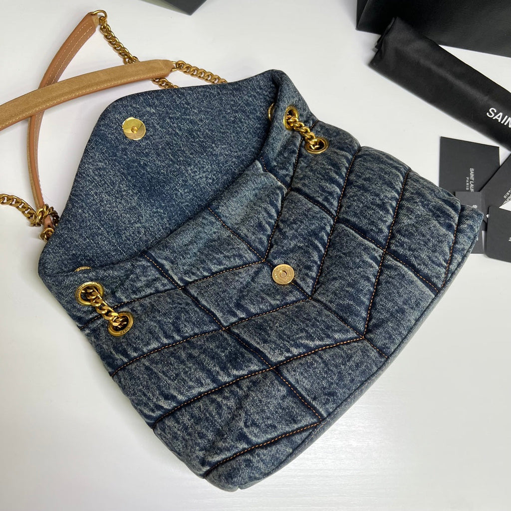 Daunentasche 29 in Blau-Verlauf-Denim mit goldenen Beschlägen