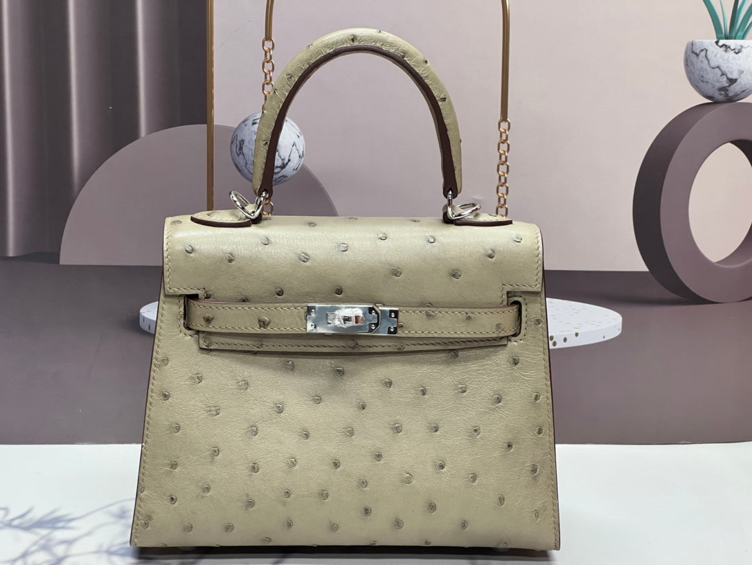 KELLY TASCHE 20 IN KHAKI-TAN STREIFENLEDER MIT SILBERNEN BESCHLÄGEN (AUF BESTELLUNG GEFERTIGT)