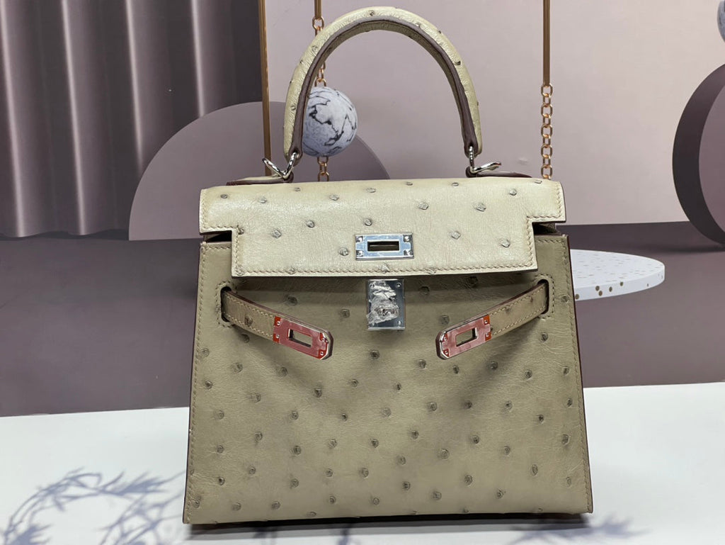 KELLY TASCHE 20 IN KHAKI-TAN STREIFENLEDER MIT SILBERNEN BESCHLÄGEN (AUF BESTELLUNG GEFERTIGT)