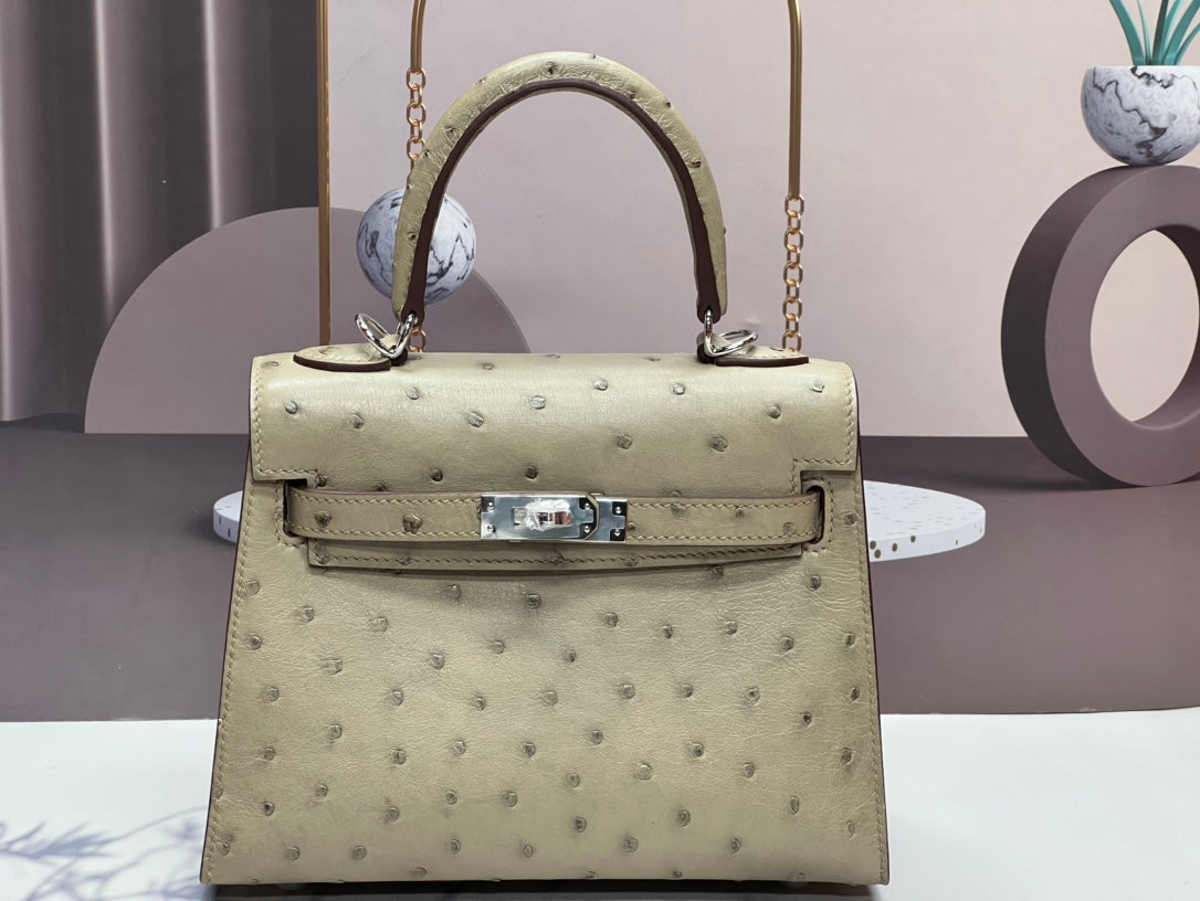 KELLY TASCHE 20 IN KHAKI-TAN STREIFENLEDER MIT SILBERNEN BESCHLÄGEN (AUF BESTELLUNG GEFERTIGT)