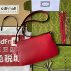 BLONDIE SCHULTERTASCHE 28 IN ROTES LAMMLEDER GOLDENE BESCHLÄGE