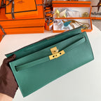 KELLY CUT 31 IN GREEN FOREST CALFLEDER MIT GOLDENEN HARDWARE