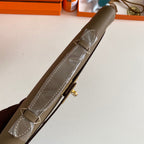 KELLY CUT 31 IN MOCHA BROWN CALFLED WITH GOLD HARDWARE