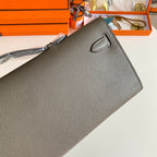 KELLY CUT 31 IN WOOD BROWN CALFLED WITH GOLD HARDWARE