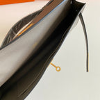 KELLY CUT 31 IN WOOD BROWN CALFLED WITH GOLD HARDWARE