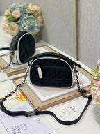 VIBE HOBO 22 TASCHE AUS SCHWARZEM KALBSLEDER