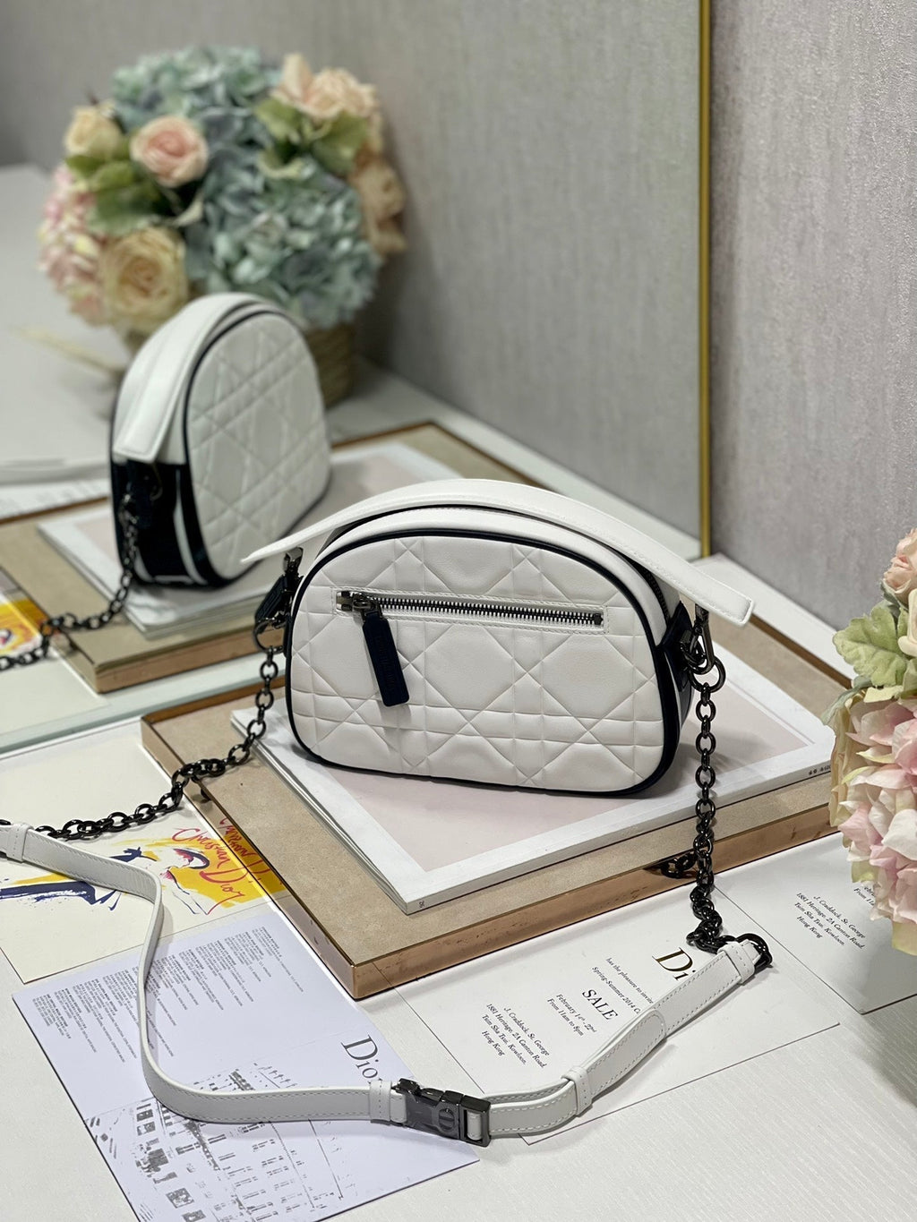 VIBE HOBO 22 TASCHE AUS WEISSEM KALBSLEDER