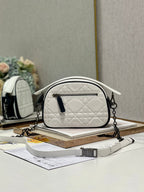 VIBE HOBO 22 TASCHE AUS WEISSEM KALBSLEDER