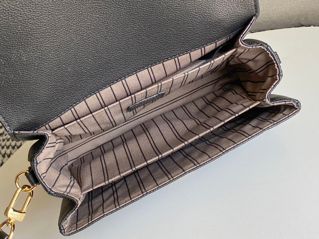 LV 25S Pochette Métis 25 in Schwarz, Monogramm-beschichtetes Canvas, goldene Beschläge