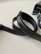 MITTLERE D-JOY TASCHE 26 IN SCHWARZEM KALBSLEDER