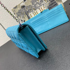 CARO SLIM POUCH 21 TASCHE IN HIMMELBLAUEM KALBSLEDER