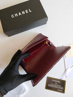 CC Reißverschluss-Handtasche 19 Schwarz Genarbtes Kalbsleder Gold Icon