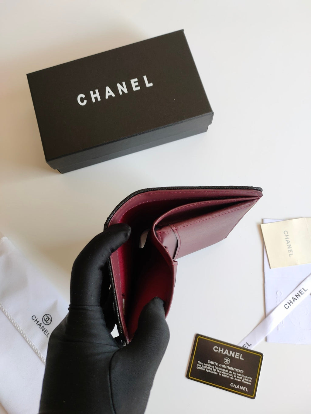 CC Reißverschluss-Handtasche 19 Schwarz Genarbtes Kalbsleder Gold Icon