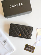 CC Reißverschluss-Handtasche 19 Schwarz Genarbtes Kalbsleder Gold Icon