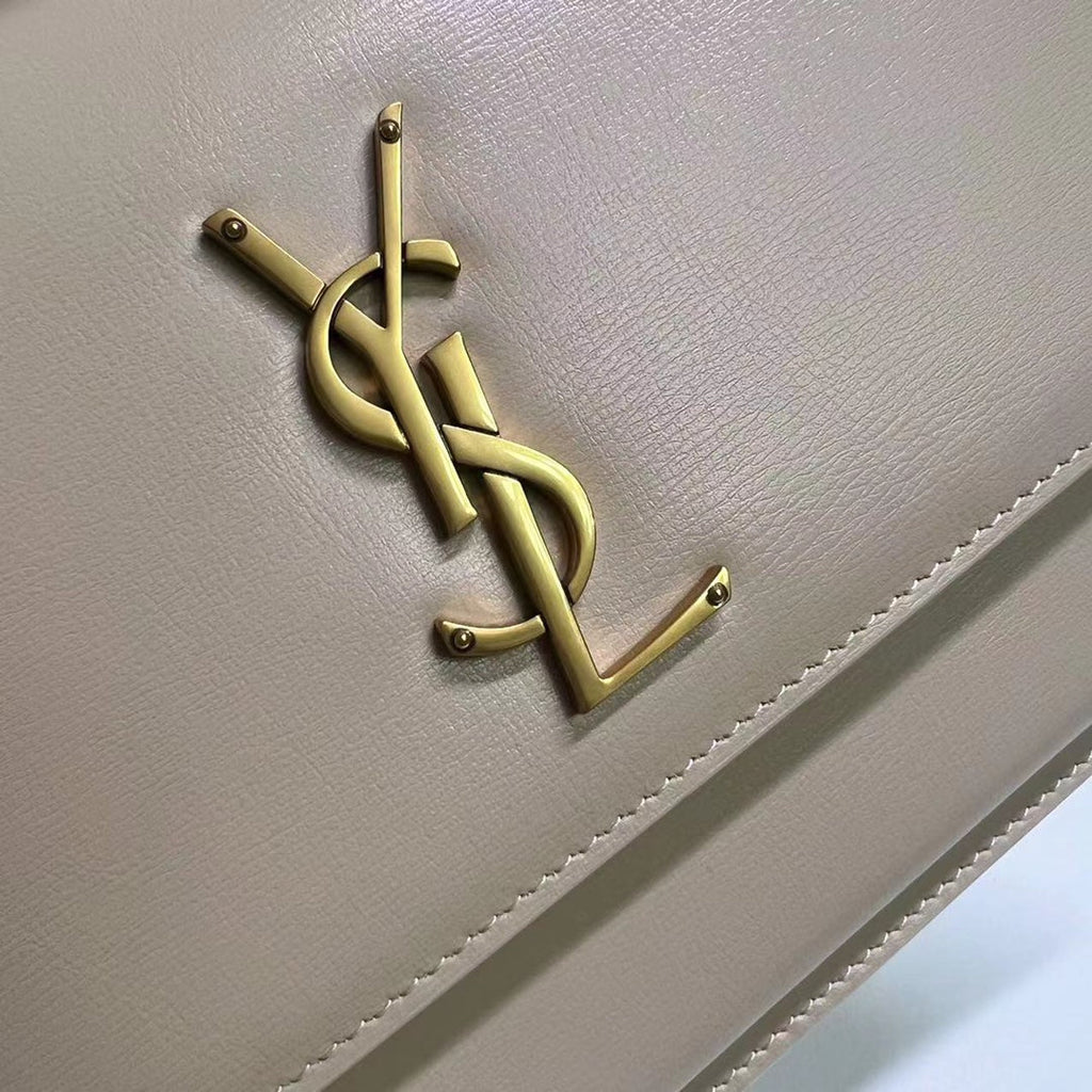 SUNSET MEDIUM 22 IN BEIGE CALFLEDER GOLDENE HARDWARE