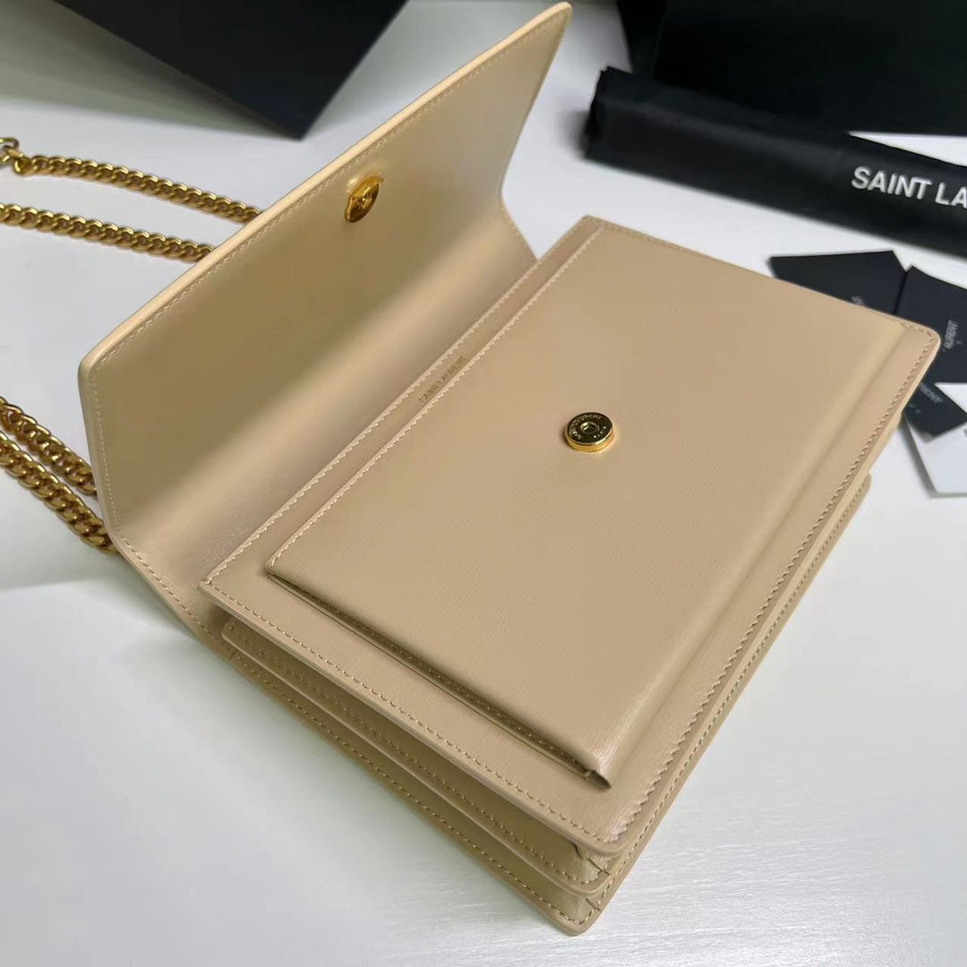 SUNSET MEDIUM 22 IN BEIGE CALFLEDER GOLDENE HARDWARE