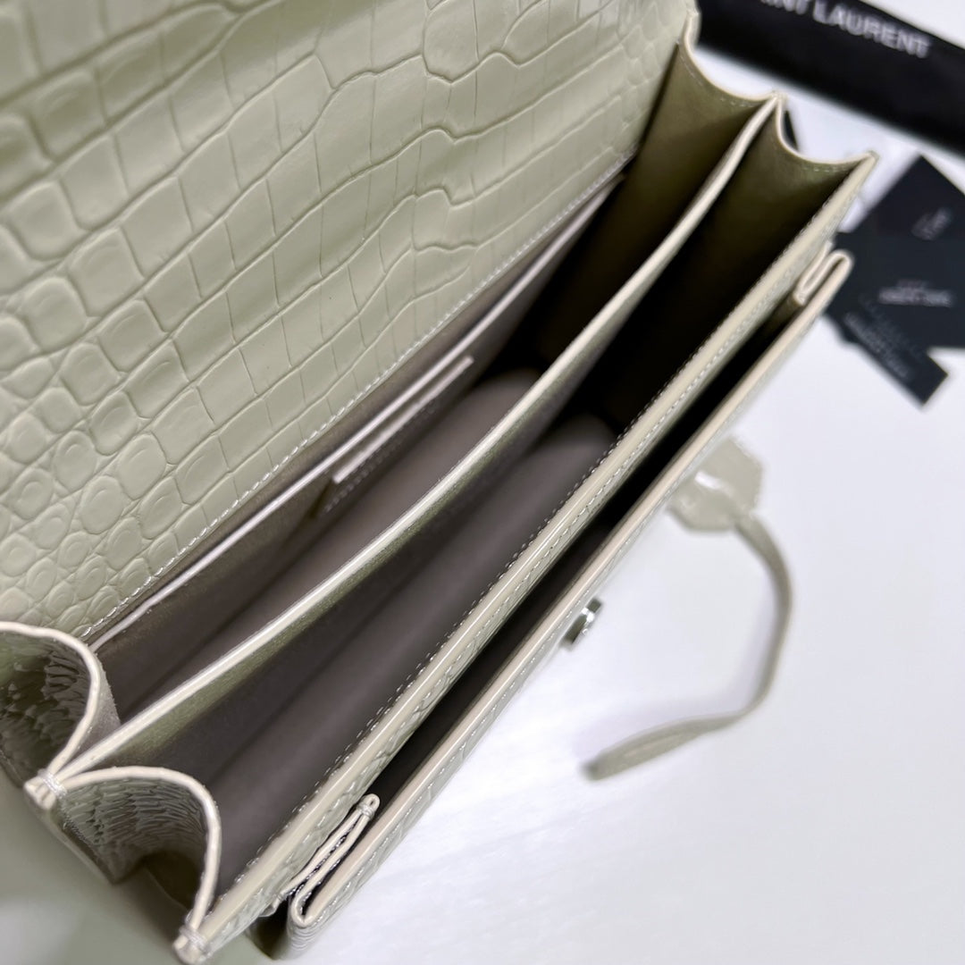 SUNSET MEDIUM 22 IN WEISSES KROKODIL-KALBSLEDER SILBERNE BESCHLÄGE