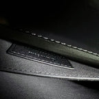 SUNSET MEDIUM 22 IN SCHWARZEM KALBSLEDER GOLDENE HARDWARE