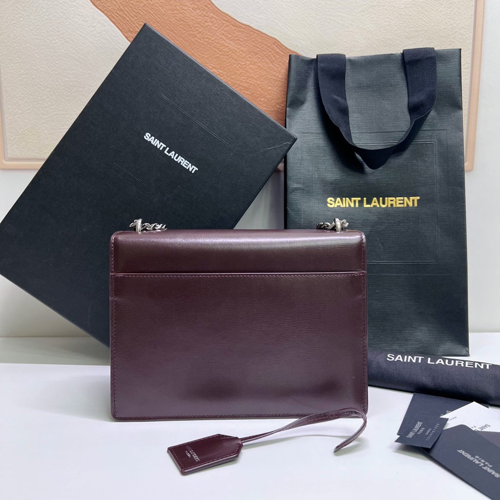 SUNSET MEDIUM 22 IN MAROON CALFLEDER SILBERNE HARDWARE