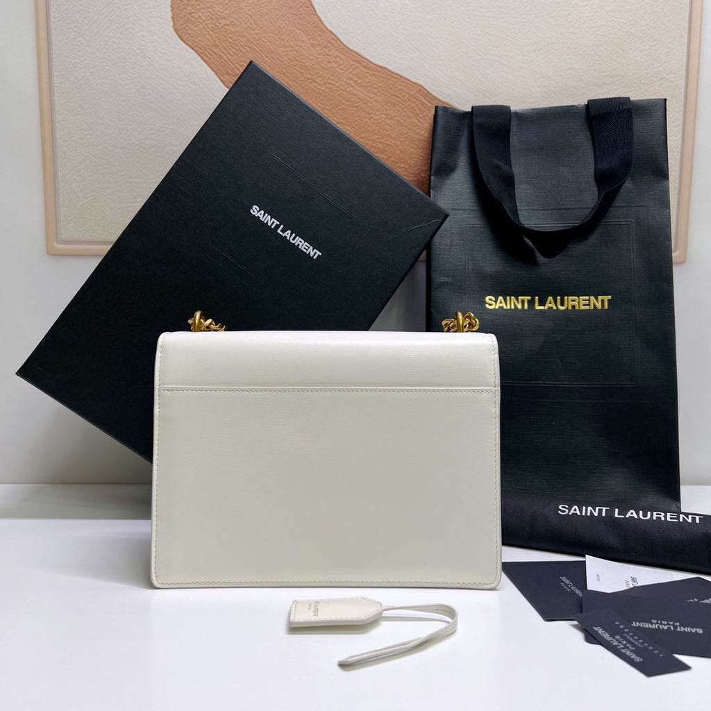 SUNSET MEDIUM 22 IN WEISSEM KALBSLEDER GOLDENE BESCHLÄGE