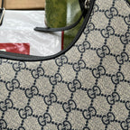 ATTACHE MINI BAG 23 IN BEIGE GG UND DUNKELBLAUEM KALBSLEDER