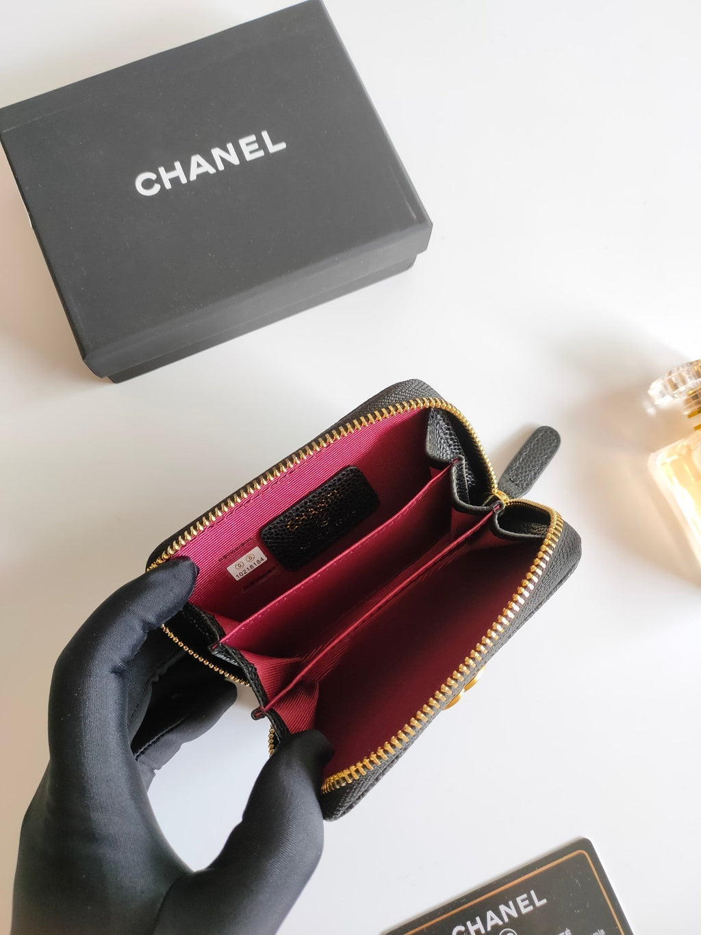 CC BOY ZIP MÜNZGELDBÖRSE 11,5 SCHWARZES GENARBINETTES KALBSLEDER GOLD ICON