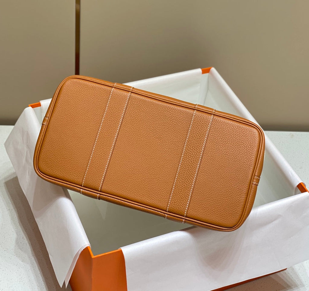 GARDEN PARTY 36CM IN WHITE TOILETS COTTON CANVAS AND BROWN CALFSKIN