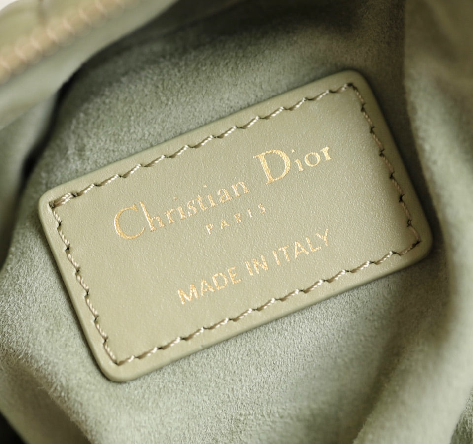 MINI CARO TASCHE 25 IN BEIGE LAMMLEDER