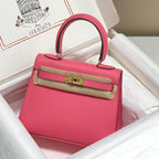 KELLY MINI 20 TASCHE IN WASSERMELONEN-ROSA KALBSLEDER MIT GOLDENEN BESCHLÄGEN (AUF BESTELLUNG GEFERTIGT)