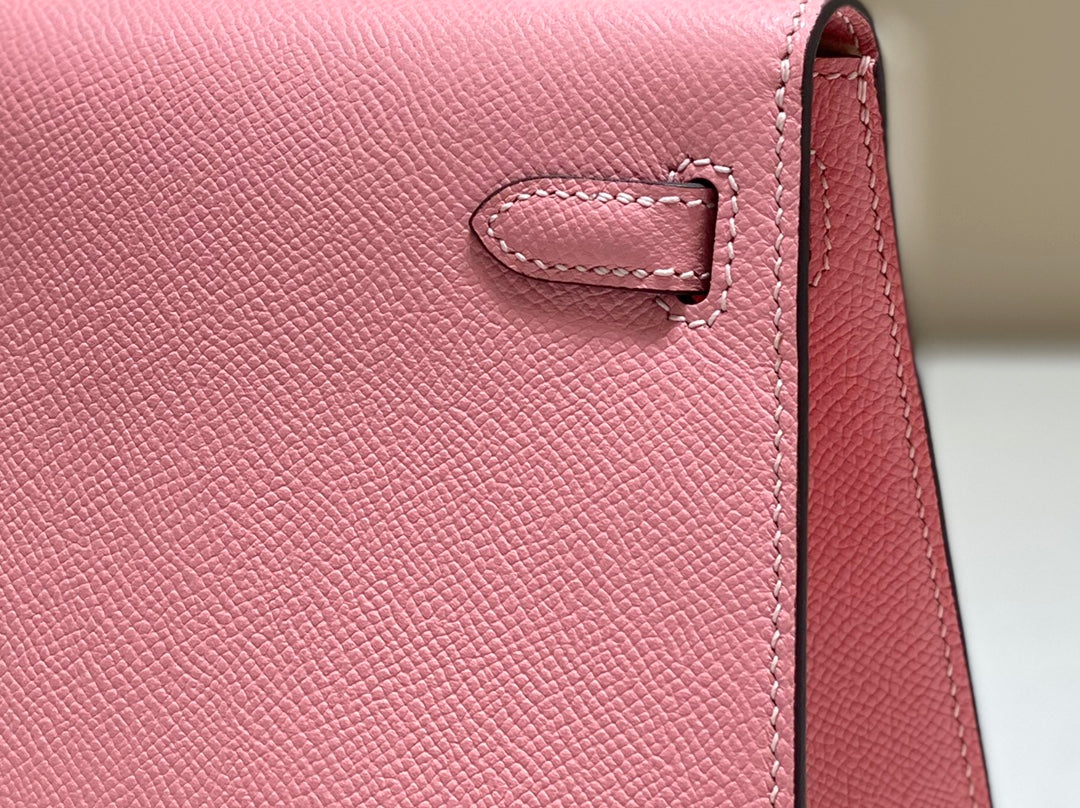 KELLY MINI 20 TASCHE AUS ROSA KALBSLEDER MIT GOLDENEN BESCHLÄGEN (AUF BESTELLUNG GEFERTIGT)