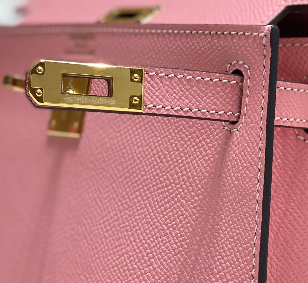 KELLY MINI 20 TASCHE AUS ROSA KALBSLEDER MIT GOLDENEN BESCHLÄGEN (AUF BESTELLUNG GEFERTIGT)