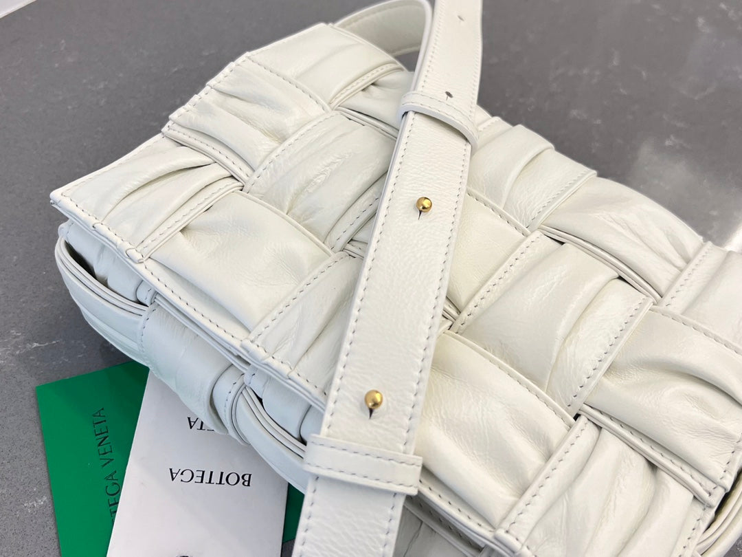 Kassette 28 Zoll, weißes, weiches Lammleder