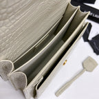 SUNSET MEDIUM 22 IN WEISSES KROKODILMUSTER-KALBLEDER GOLDENE BESCHLÄGE