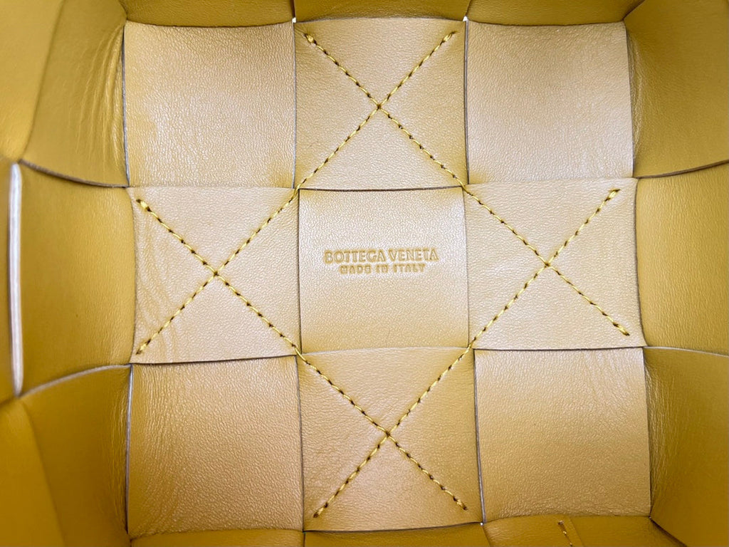 KLEINER KASSETTEN-BUCKET 18 ZOLL MERIGOLD-KALBLEDER