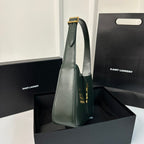 LE 5 À 7 TASCHE 24 DUNKELGRÜNES KALBSLEDER