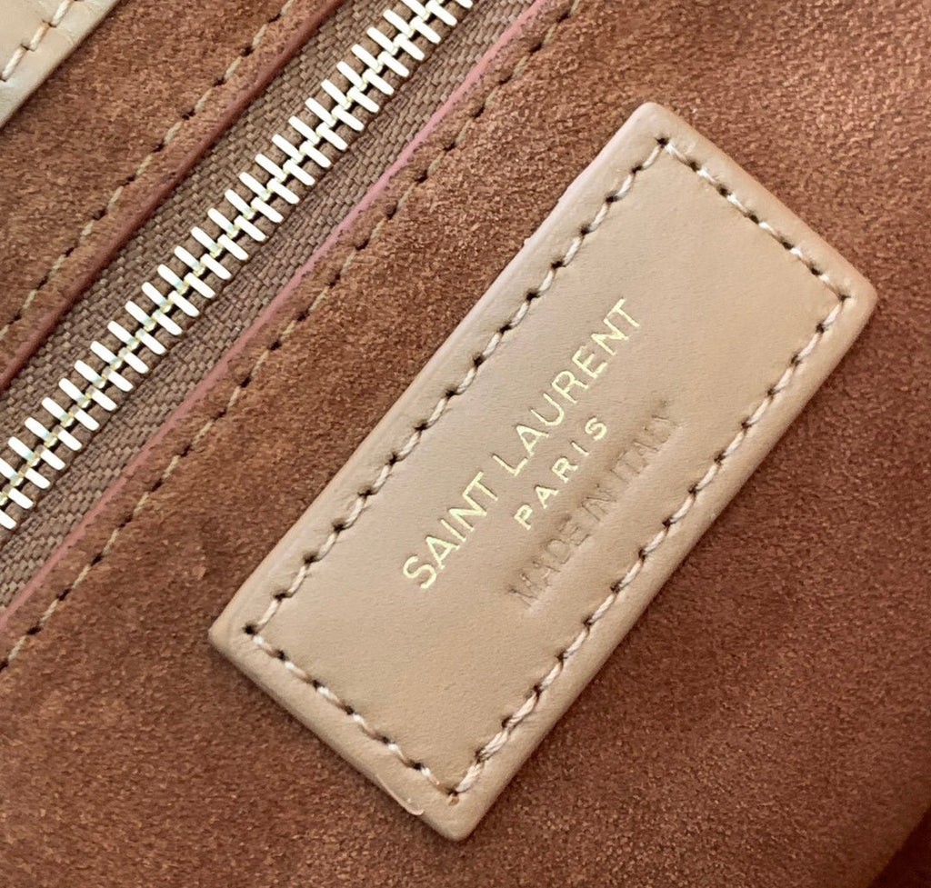 LE 5 À 7 BAG 24 YELLOW CREAM CALFSHEIN