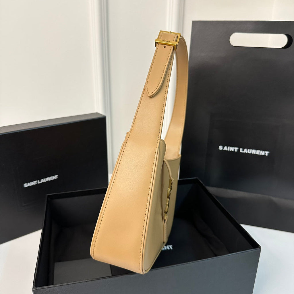 LE 5 À 7 BAG 24 YELLOW CREAM CALFSHEIN