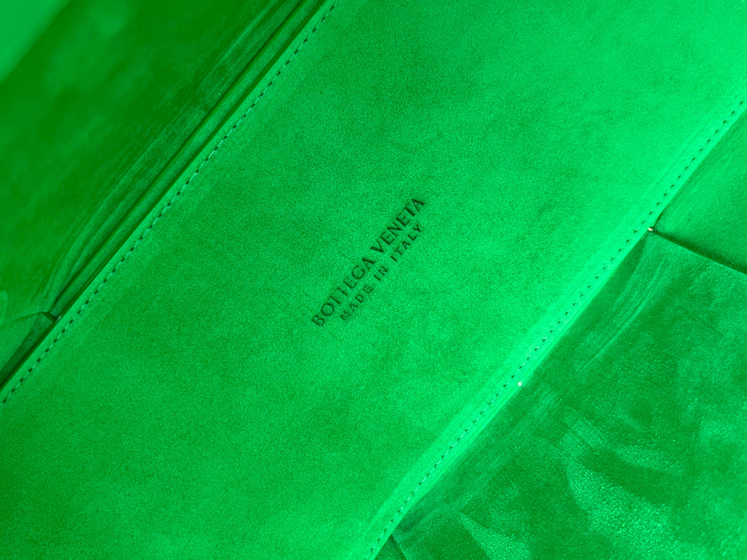 ARCO Tragetasche 36 Zoll, Mantisgrün, Kalbsleder