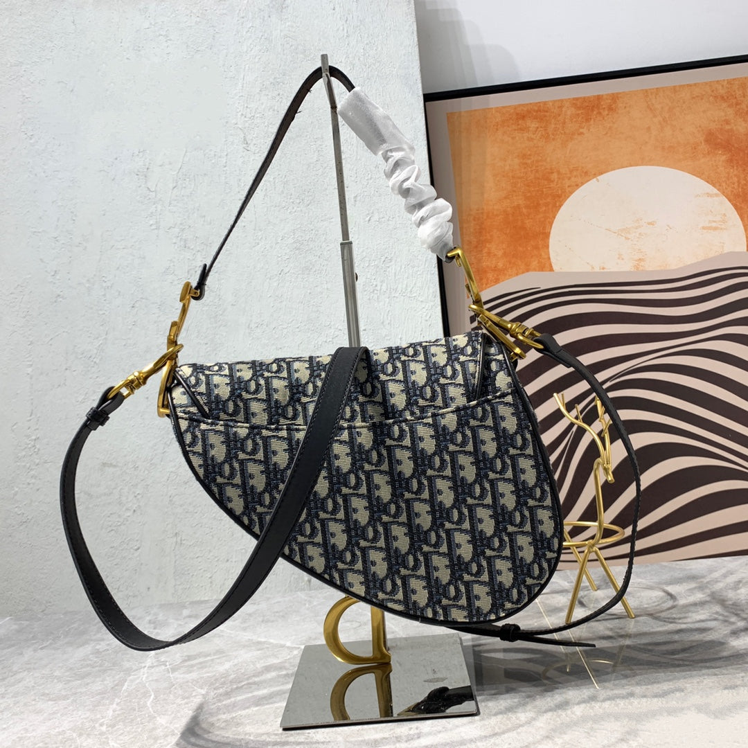 CD-Satteltaschenriemen mit 25,5 cm langem Riemen, blau, Obique-Stickerei