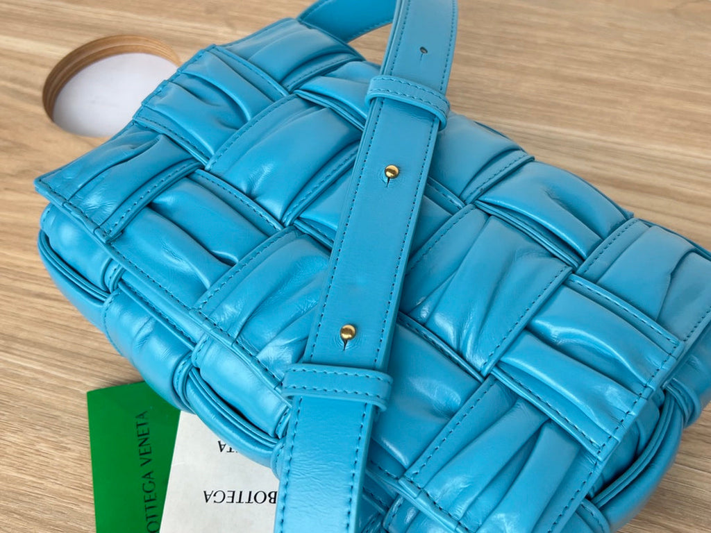 Kassette 28 Zoll, hellblau, weiches Lammleder