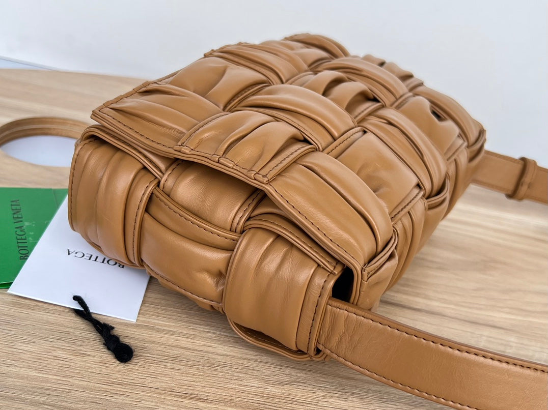 Kassette 28 Zoll, mittelbraunes, weiches Lammleder