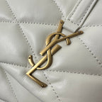 LE 5 À 7 HANDTASCHE 24 AUS WEISSEM LAMMFELL